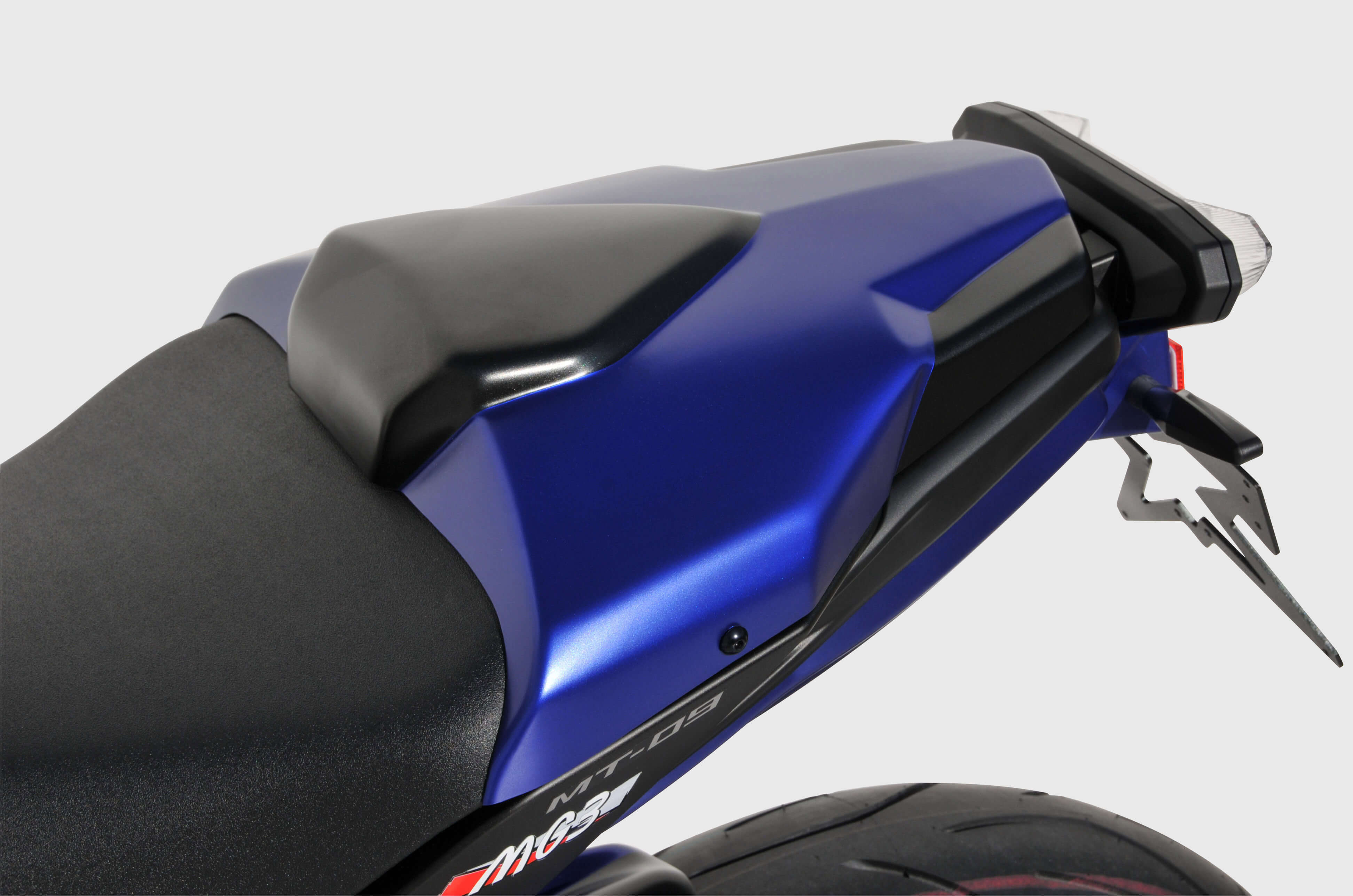 Ermax duo zit cover Yamaha MT09 2013-2016 Ongespoten E850200117 1