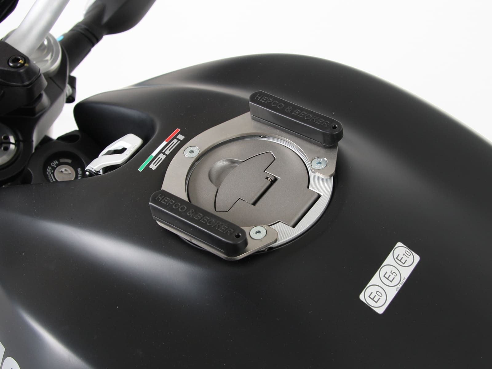Hepco en Becker bevestiging Tanktas Ducati Monster 797 vanaf 2017 Hepco en Becker bevestiging Tanktas Ducati Monster 797 vanaf 2017
