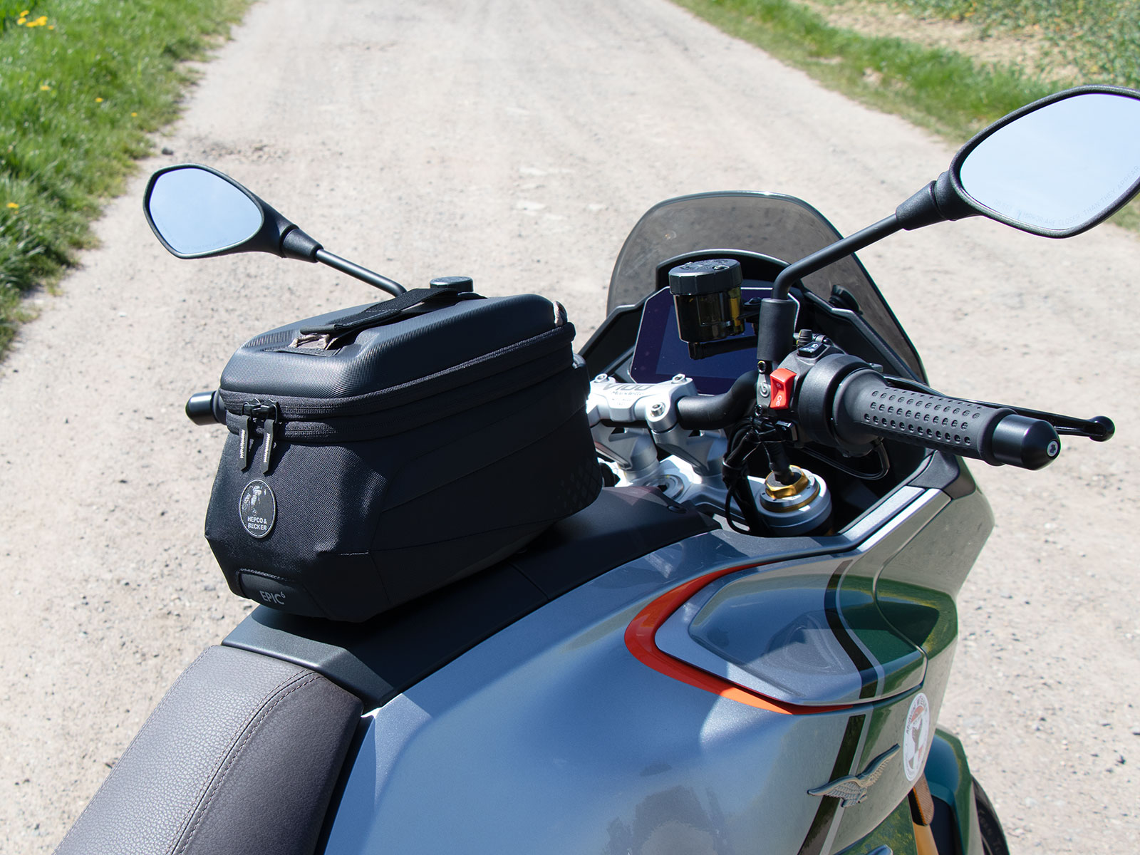 Hepco en Becker bevestiging Tanktas Moto Guzzi V100 Mandello (2023-) HE5165570001 1