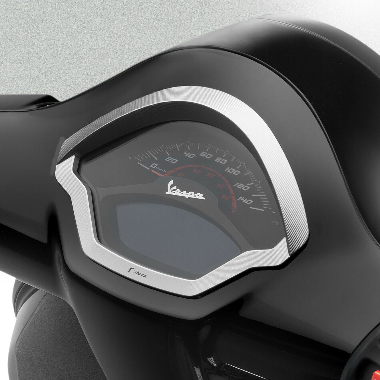 Rizoma dashboard cover Vespa GTS vanaf 2023