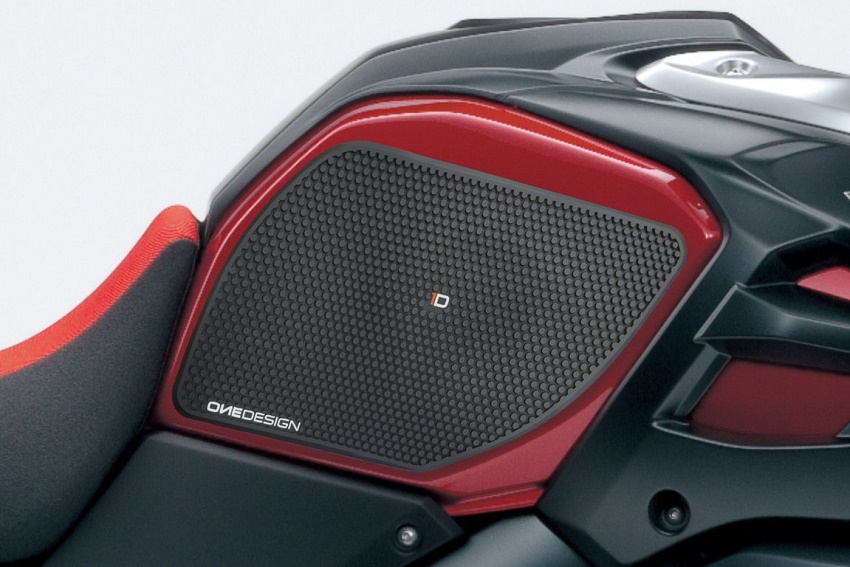 Puig tank Grip Pads Suzuki V-Strom 1000 / XT ABS 2014-2019 Puig tank Grip Pads Suzuki V-Strom 1000 / XT ABS 2014-2019