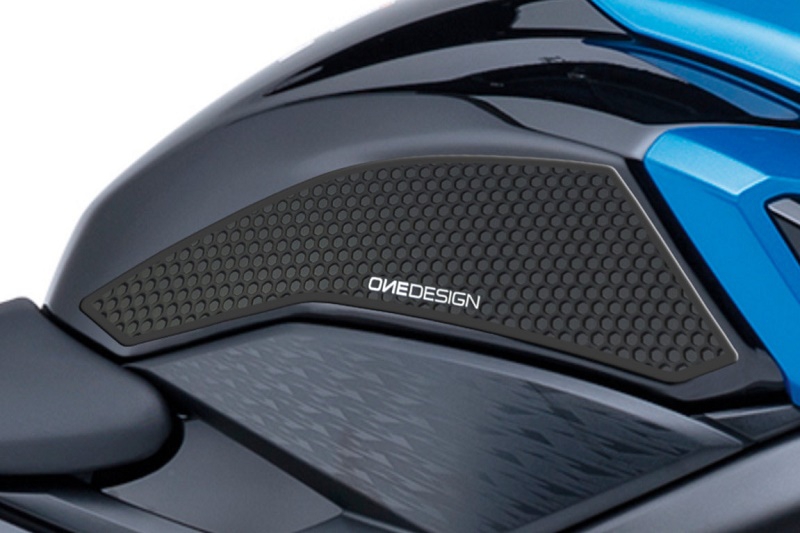 Puig tank Grip Pads Suzuki GSX-S750 ABS vanaf 2017 Puig tank Grip Pads Suzuki GSX-S750 ABS vanaf 2017