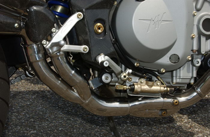 Bodis katvervanger MV Agusta Brutale 910 2002-2006  Bodis katvervanger MV Agusta Brutale 910 2002-2006