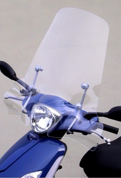 Fabbri windscherm Piaggio Fly 50 / 125 / 150 2004-2013 Top Alto Fabbri windscherm Piaggio Fly 50 / 125 / 150 2004-2013 Top Alto