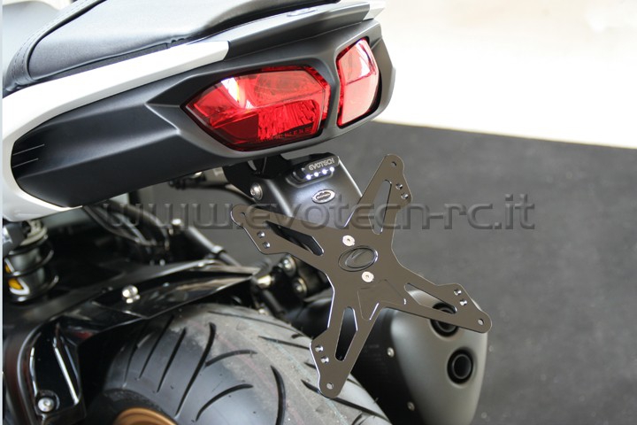 Evotech kentekenplaathouder Yamaha FZ1 / FZ8 Evotech kentekenplaathouder Yamaha FZ1 / FZ8