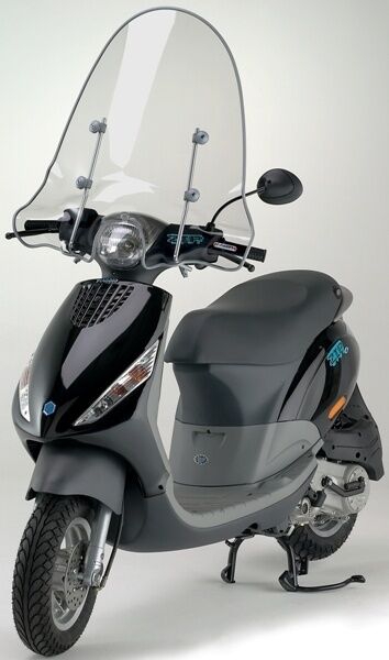 ISOTTA Windscherm met aansluitingen voor Piaggio Beverly 300-400 HPE 2021-FC ISOTTA Windscherm met aansluitingen voor Piaggio Beverly 300-400 HPE 2021-FC