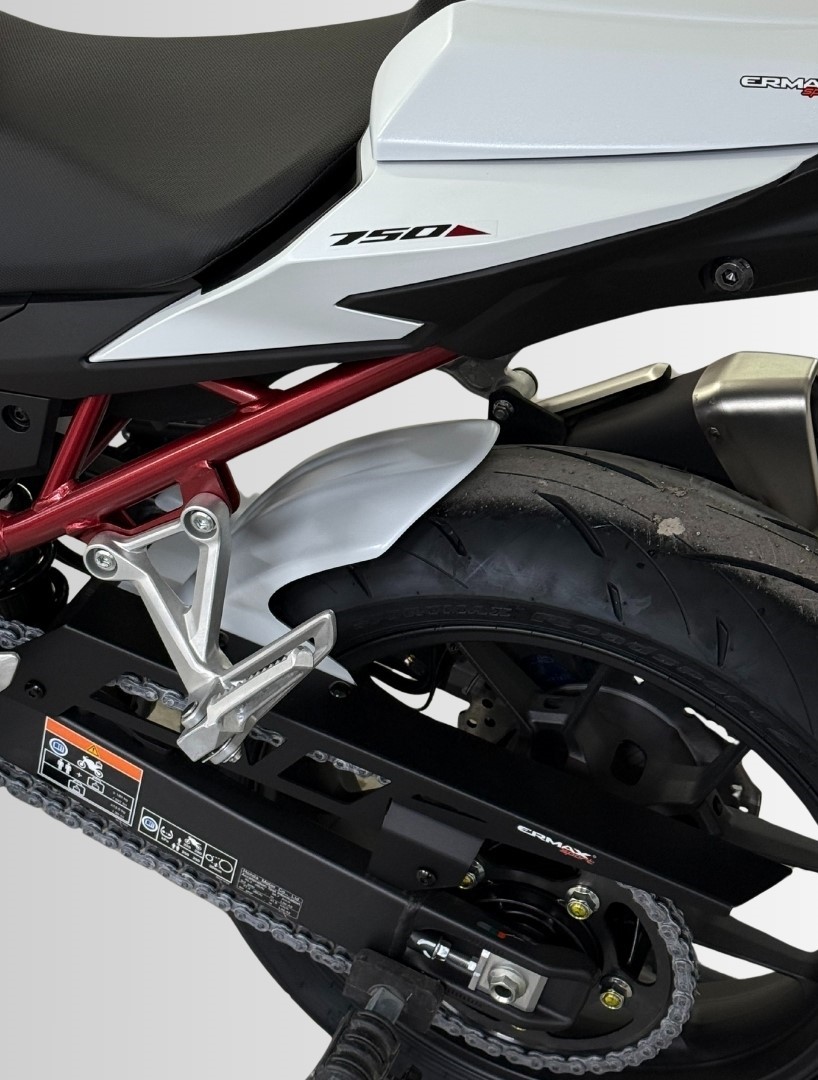 Ermax achterspatbord Honda CB750 Hornet 2025-2026 Ongespoten E7301T28-00