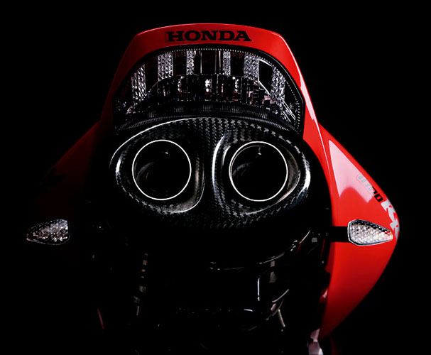 Uitlaat Honda CBR1000RR 2004-2007 Bodis Oval Q1 RVS 